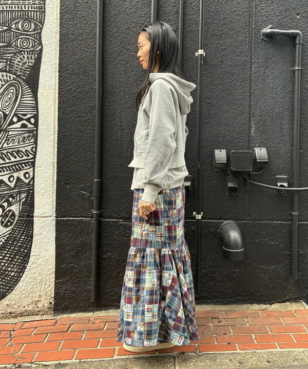 津藤 理佐子さんの「BEAMS WOMEN｜リブ クルー 3/4」を使ったコーディネート