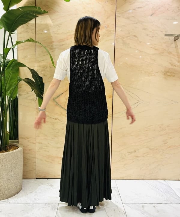 岩沢 珠代さんの「BEAMS WOMEN｜SLOANE / コットン天竺  Tシャツ」を使ったコーディネート