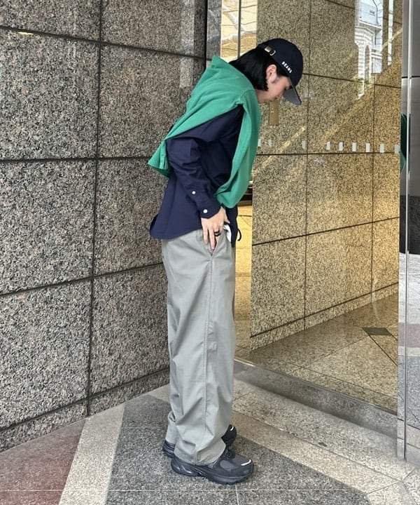 深澤 琥太郎さんの「BEAMS WOMEN｜【別注】Champion / Rugger Shirt」を使ったコーディネート