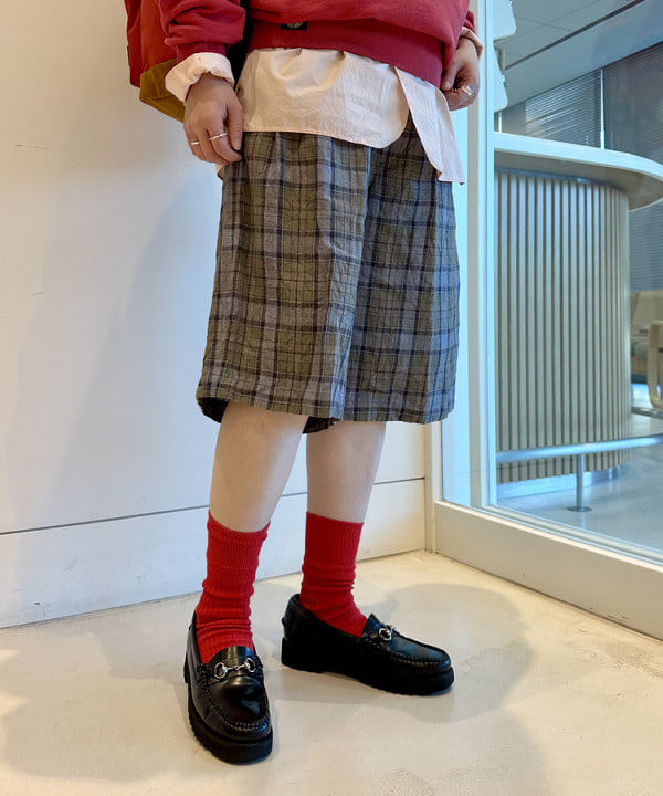 イシイ サオリさんの「BEAMS WOMEN｜タイプ ビッグ シャツ」を使ったコーディネート