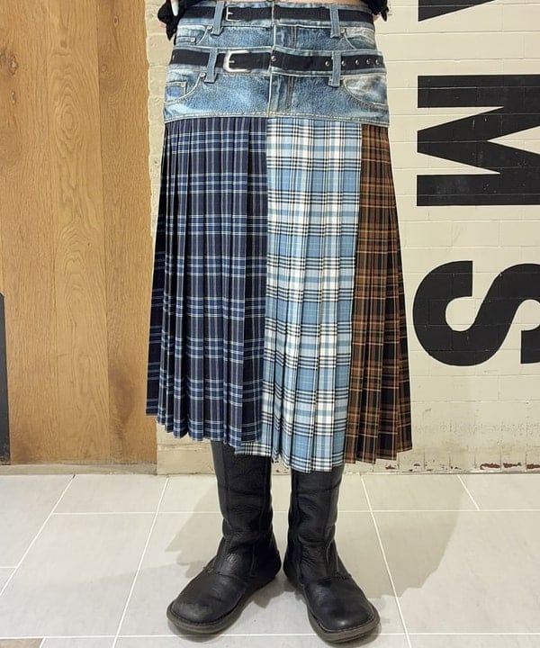 江口 息吹さんの「BEAMS WOMEN｜ワイド ショルダー バッグ」を使ったコーディネート