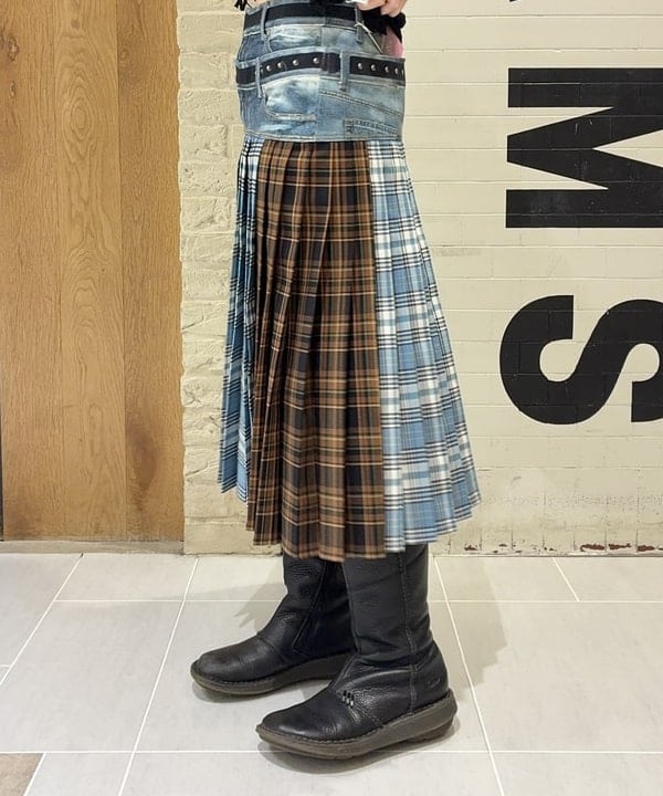 江口 息吹さんの「BEAMS WOMEN｜ワイド ショルダー バッグ」を使ったコーディネート