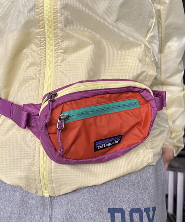 チナツさんの「BEAMS WOMEN｜【別注】Champion / リバースウィーブ(R) パンツ」を使ったコーディネート