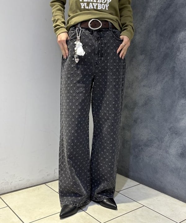 ササキさんの「BEAMS WOMEN｜ジャカード デニム ストレート パンツ」を使ったコーディネート