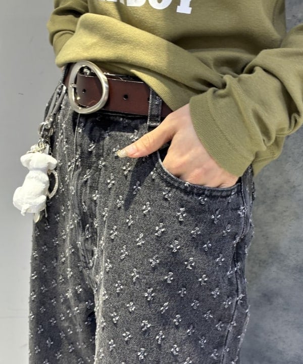 ササキさんの「BEAMS WOMEN｜ジャカード デニム ストレート パンツ」を使ったコーディネート