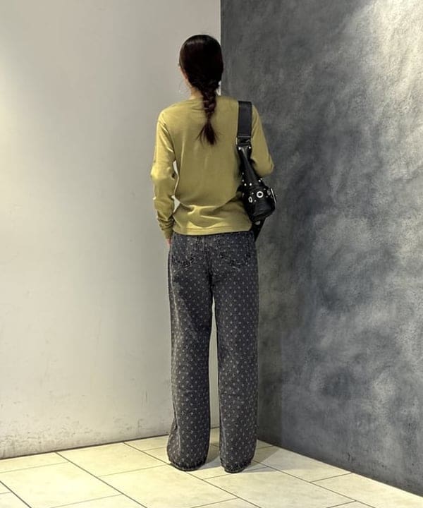 ササキさんの「BEAMS WOMEN｜ジャカード デニム ストレート パンツ」を使ったコーディネート