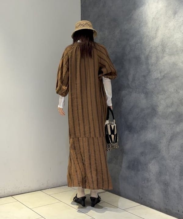 ササキさんの「BEAMS WOMEN｜リネン バルーンスリーブ ワンピース」を使ったコーディネート