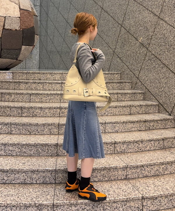 まゆちゃんさんの「BEAMS WOMEN｜PUMA / モストロ テック スニーカー」を使ったコーディネート