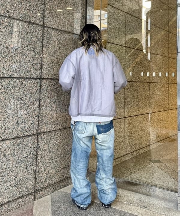 Ryohei Takataさんの「BEAMS WOMEN｜ショートレングス シアー コーチシャツ【ワイドショートフィット】」を使ったコーディネート
