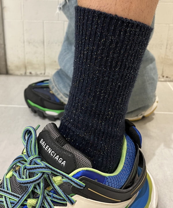 BANさんの「BEAMS WOMEN｜ラメ クルー ソックス」を使ったコーディネート