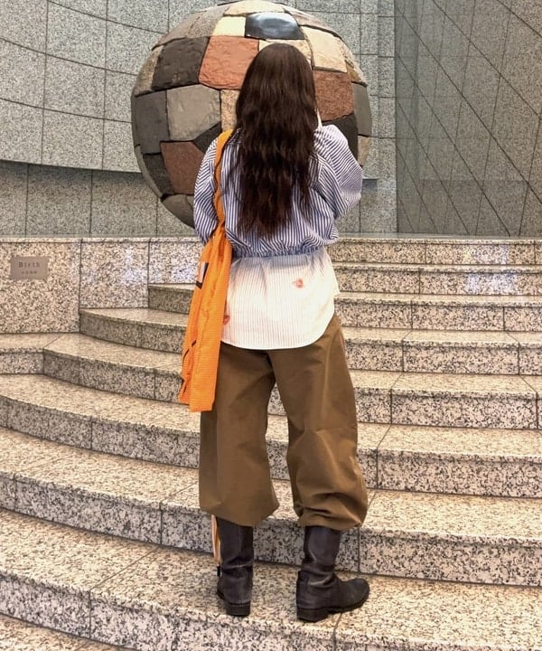 須賀さんの「BEAMS WOMEN｜LY / A3sac」を使ったコーディネート