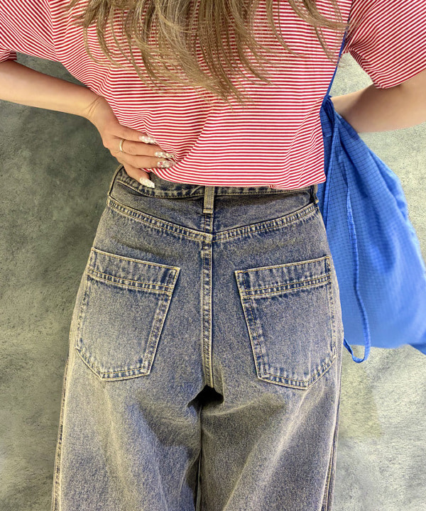 遠藤 かなたさんの「BEAMS WOMEN｜オーバーダイ デニム パンツ」を使ったコーディネート