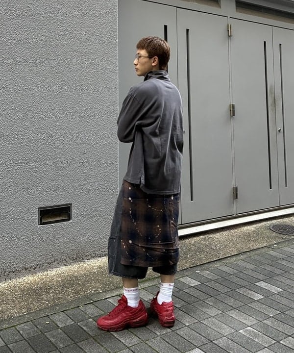 照田 拓史さんの「BEAMS WOMEN｜【別注】Champion / Rugger Shirt」を使ったコーディネート