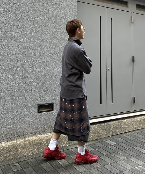 照田 拓史さんの「BEAMS WOMEN｜【別注】Champion / Rugger Shirt」を使ったコーディネート