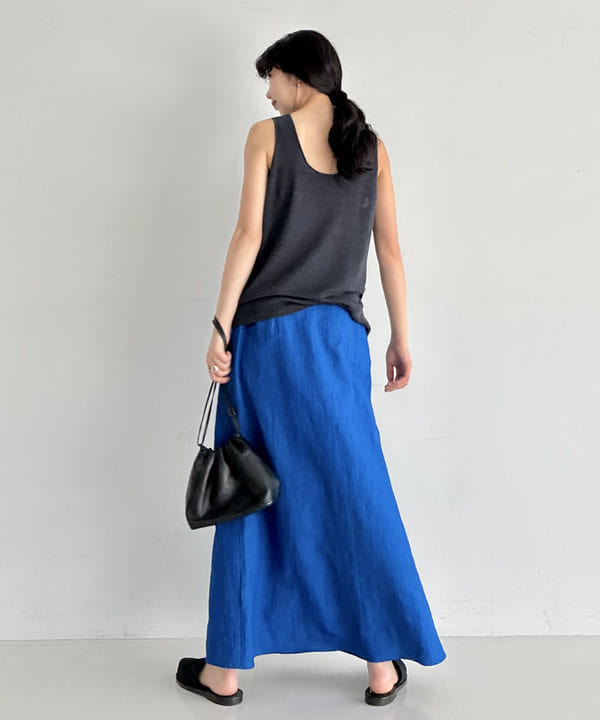 中丸　栞さんの「BEAMS WOMEN｜ソフトレザー 2WAY バッグ」を使ったコーディネート