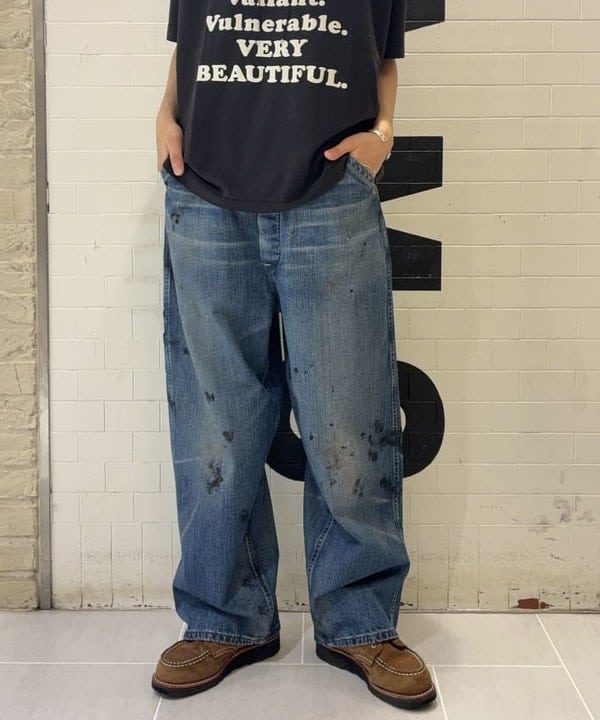 津藤 理佐子さんの「BEAMS WOMEN｜【別注】Lee &times; maturely / ヴィンテージ ペインター パンツ」を使ったコーディネート