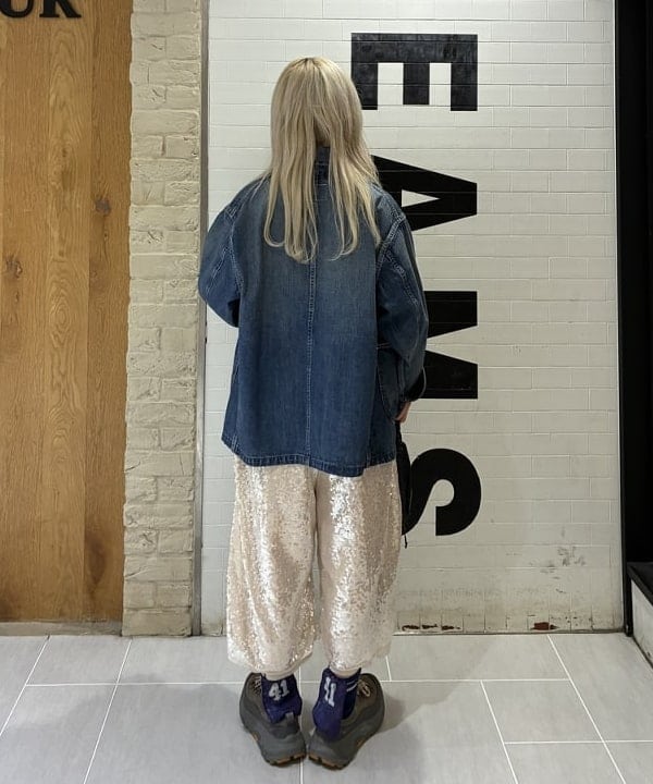 ando naoさんの「BEAMS WOMEN｜【別注】Lee &times; maturely / ヴィンテージ ロコ ジャケット」を使ったコーディネート