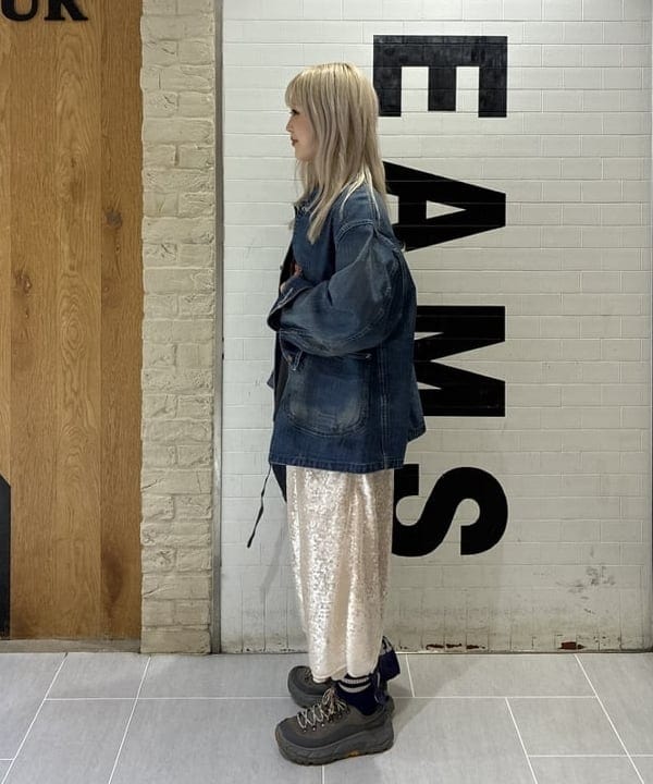 ando naoさんの「BEAMS WOMEN｜【別注】Lee &times; maturely / ヴィンテージ ロコ ジャケット」を使ったコーディネート