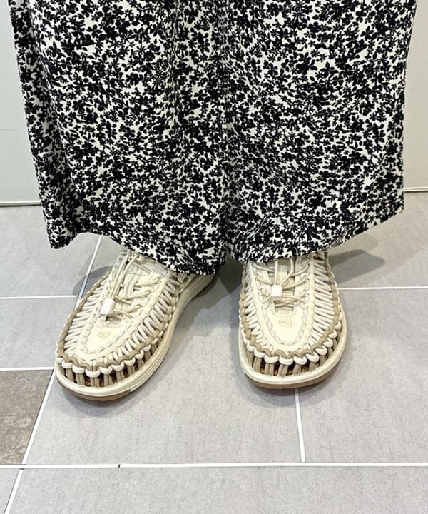 ヒライさんの「BEAMS WOMEN｜KEEN / UNEEKⅡCONVERTIBLE」を使ったコーディネート