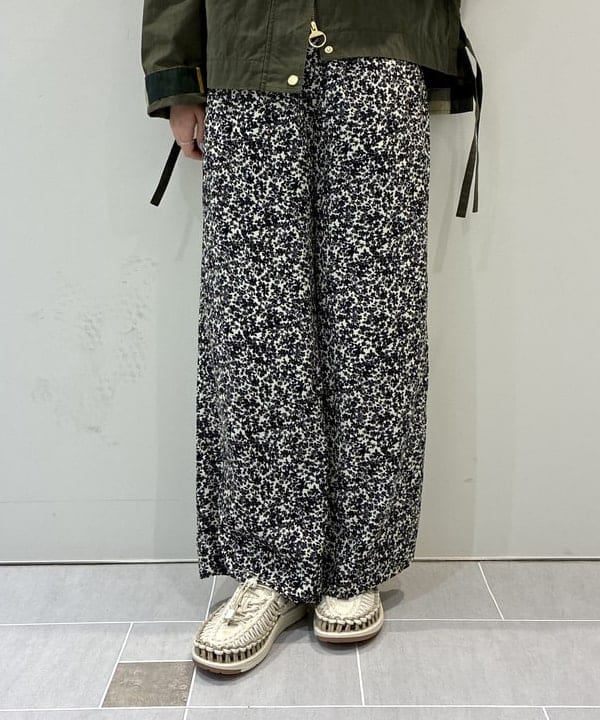 ヒライさんの「BEAMS WOMEN｜KEEN / UNEEKⅡCONVERTIBLE」を使ったコーディネート