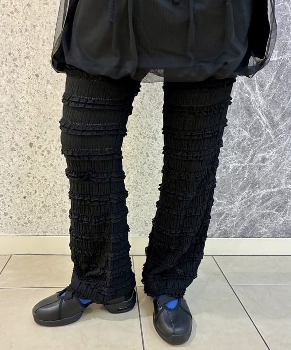 カタヤマ アヤさんの「BEAMS WOMEN｜レース テープ キリカエ Tシャツ」を使ったコーディネート