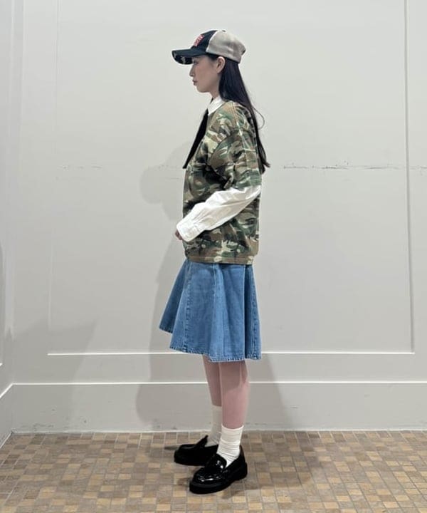 amiriさんの「BEAMS WOMEN｜LEVI&rsquo;S(R) / GODET KNEE LENGTH SKIRT」を使ったコーディネート