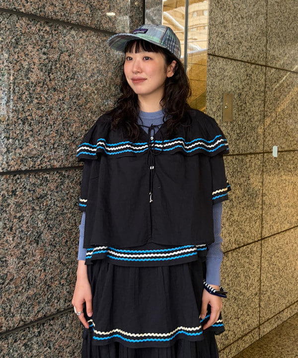 ばるたんさんの「BEAMS WOMEN｜【別注】trepied / ティアード ブラウス」を使ったコーディネート