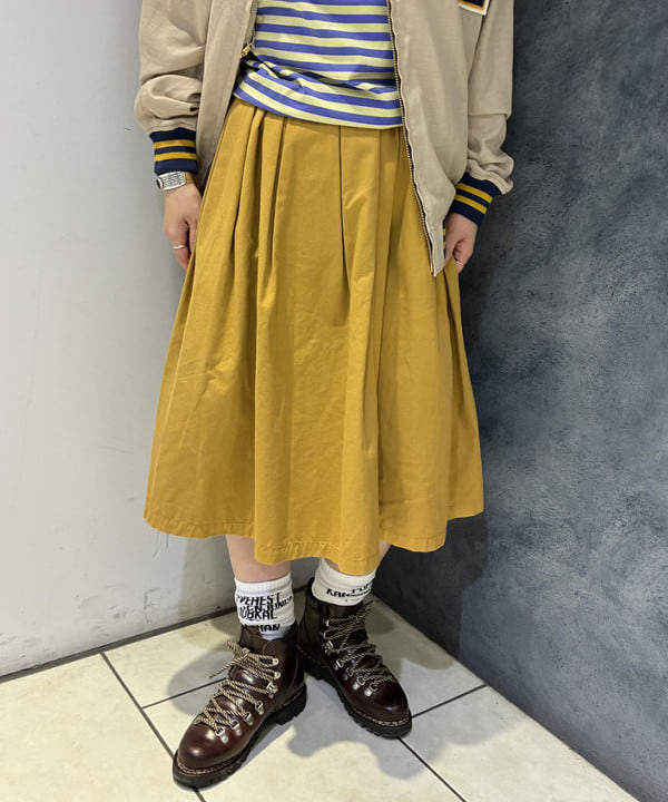 モモさんの「BEAMS WOMEN｜ボーダー バインダー ショートスリーブ Tシャツ」を使ったコーディネート