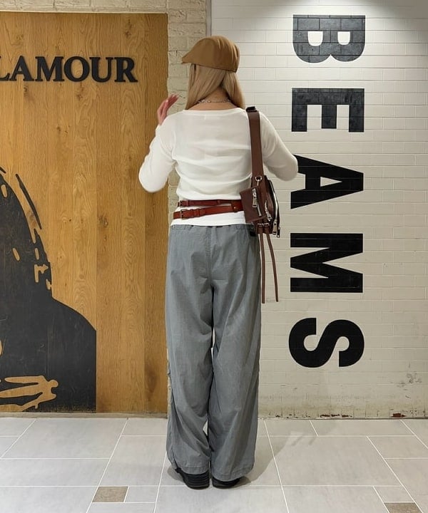 桃羽さんの「BEAMS WOMEN｜【別注】WILD THINGS / OVER PANTS」を使ったコーディネート