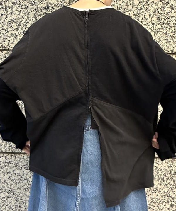 森本 理絵さんの「BEAMS WOMEN｜LEVI&rsquo;S(R) / GODET KNEE LENGTH SKIRT」を使ったコーディネート