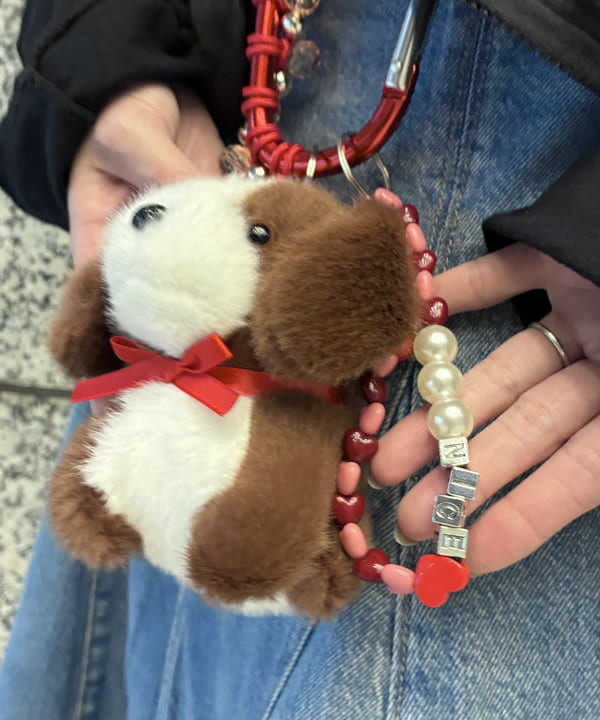 森本 理絵さんの「BEAMS WOMEN｜LEVI&rsquo;S(R) / GODET KNEE LENGTH SKIRT」を使ったコーディネート