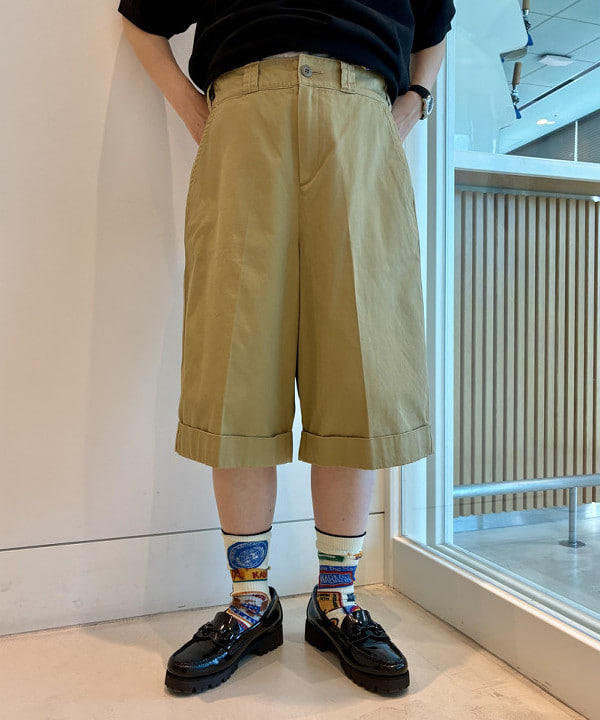 木村 梨香さんの「BEAMS WOMEN｜【別注】LACOSTE / ポロシャツ」を使ったコーディネート