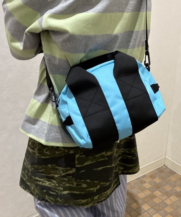 須賀さんの「BEAMS WOMEN｜【別注】LACOSTE / ボーダー Tシャツ」を使ったコーディネート