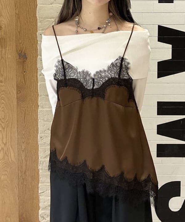 江口 息吹さんの「BEAMS WOMEN｜レース トリム サテン キャミソール」を使ったコーディネート