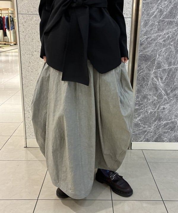 森川 夏衣さんの「BEAMS WOMEN｜HAVERSACK / バルーン スカート」を使ったコーディネート