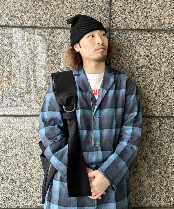 吉田 洸輝さんの「BEAMS WOMEN｜【別注】yorozu / TASUKI SHOULDER」を使ったコーディネート
