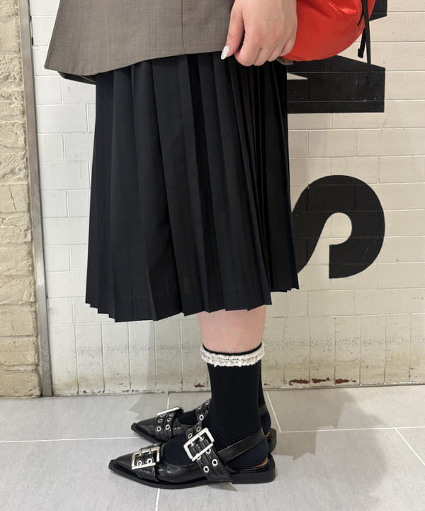 大石彩可さんの「BEAMS WOMEN｜メッセンジャー バッグ」を使ったコーディネート