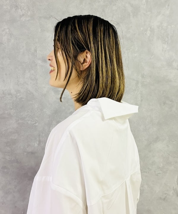 岩沢 珠代さんの「BEAMS WOMEN｜コットンラミー バイアス スカート」を使ったコーディネート