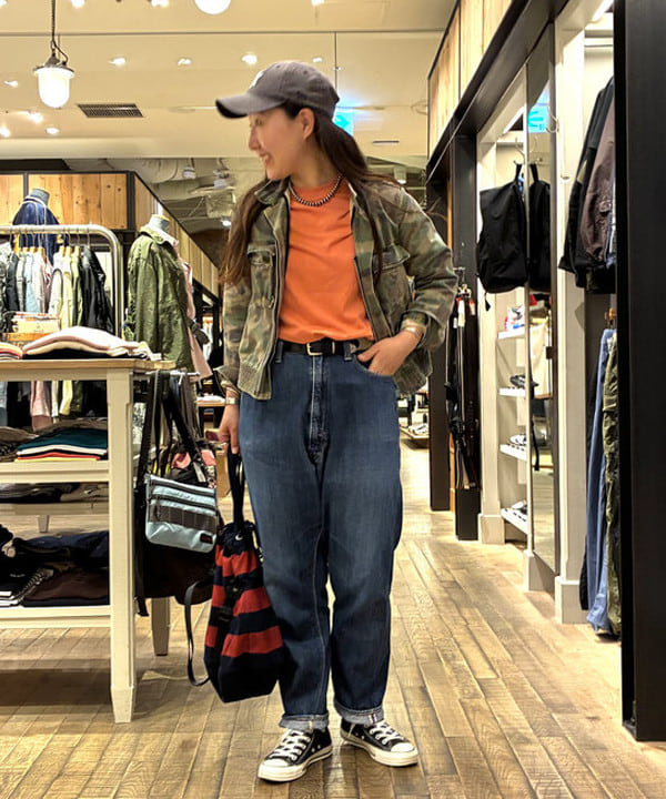 サイトウ　トモミさんの「BEAMS WOMEN｜ボーイ ベーシック ロングスリーブ」を使ったコーディネート