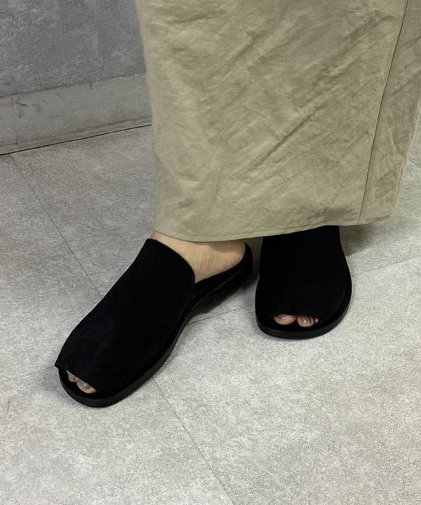 茂野 真楓さんの「BEAMS WOMEN｜コットンラミー バイアス スカート」を使ったコーディネート