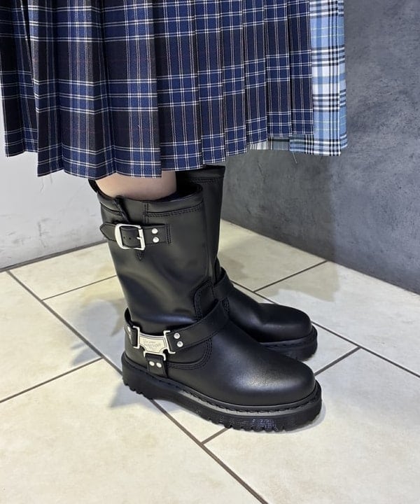 Hazukiさんの「BEAMS WOMEN｜レース トリム サテン キャミソール」を使ったコーディネート