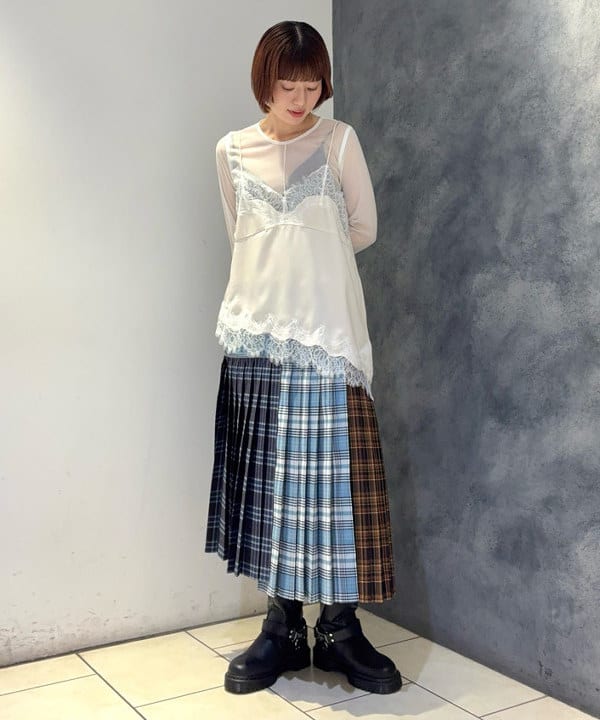 Hazukiさんの「BEAMS WOMEN｜レース トリム サテン キャミソール」を使ったコーディネート