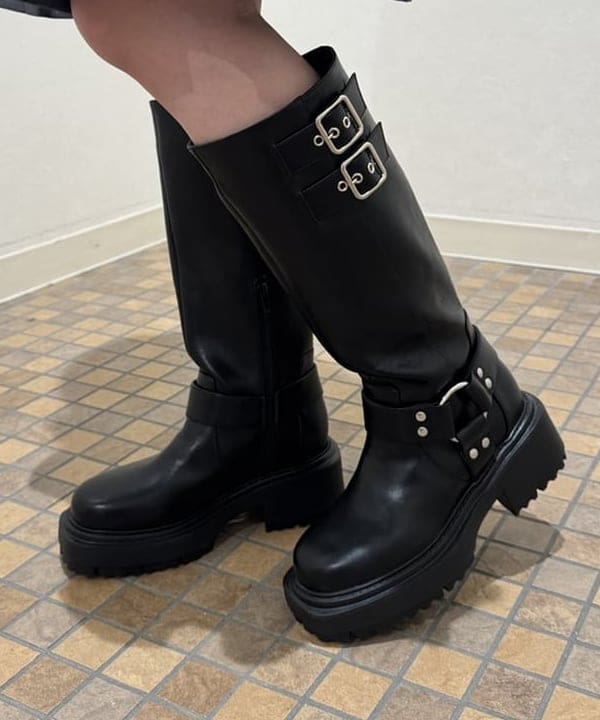 amiriさんの「BEAMS WOMEN｜ギャザー ドレープ Tシャツ」を使ったコーディネート