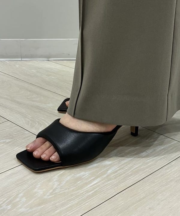 菜月さんの「BEAMS WOMEN｜トリコット イージーパンツ」を使ったコーディネート