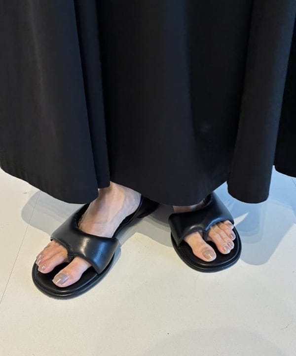 茂野 真楓さんの「BEAMS WOMEN｜ソフトレザー 2WAY バッグ」を使ったコーディネート