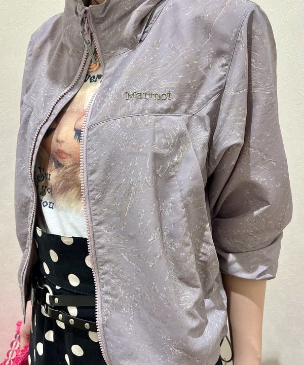 あさひさんの「BEAMS WOMEN｜【別注】Marmot / パッカブル ジャケット」を使ったコーディネート