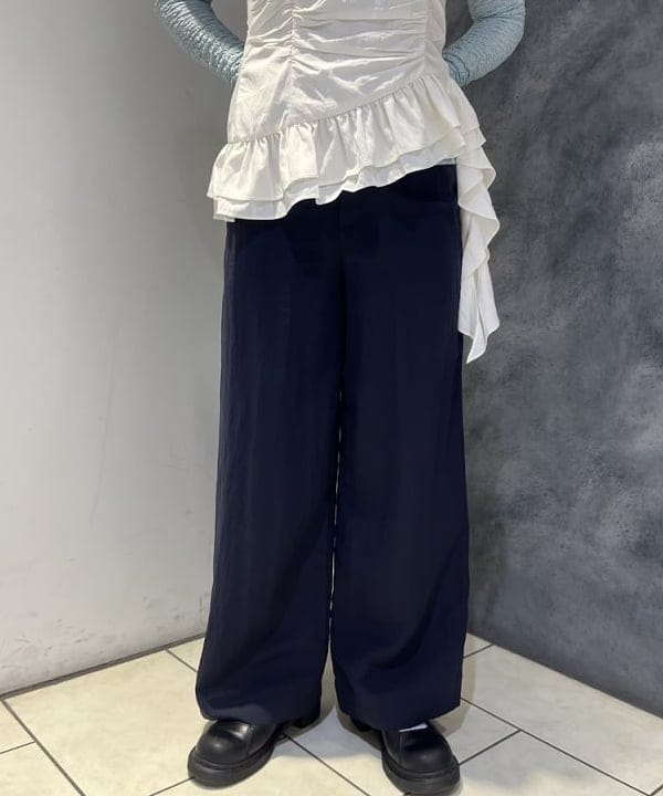 星野 真依さんの「BEAMS WOMEN｜ジャカード レース クルーネック Tシャツ」を使ったコーディネート