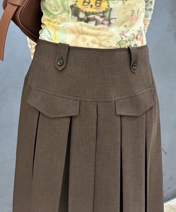 はっとりさんの「BEAMS WOMEN｜ボックス プリーツ ミディ スカート」を使ったコーディネート