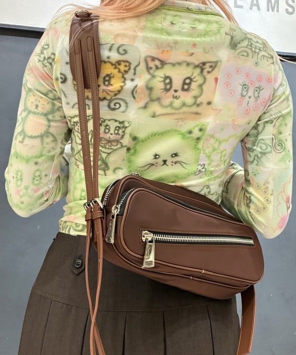 はっとりさんの「BEAMS WOMEN｜ボックス プリーツ ミディ スカート」を使ったコーディネート