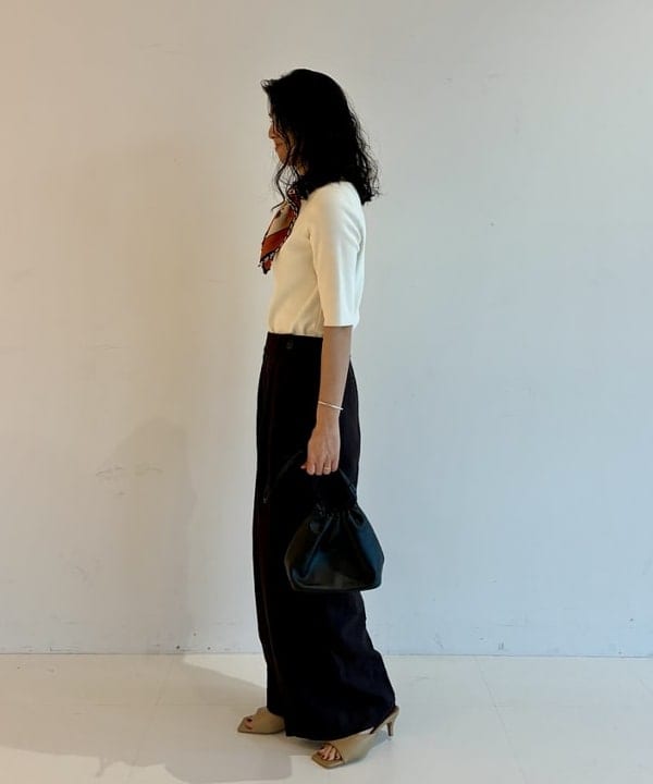 松元 晴佳さんの「BEAMS WOMEN｜シンプル ボートネックニット .M」を使ったコーディネート